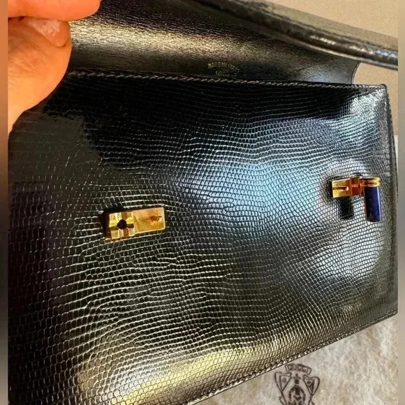 VINTAGE GUCCI SNAKESKIN CLUTCH - Picture 9 of 15
